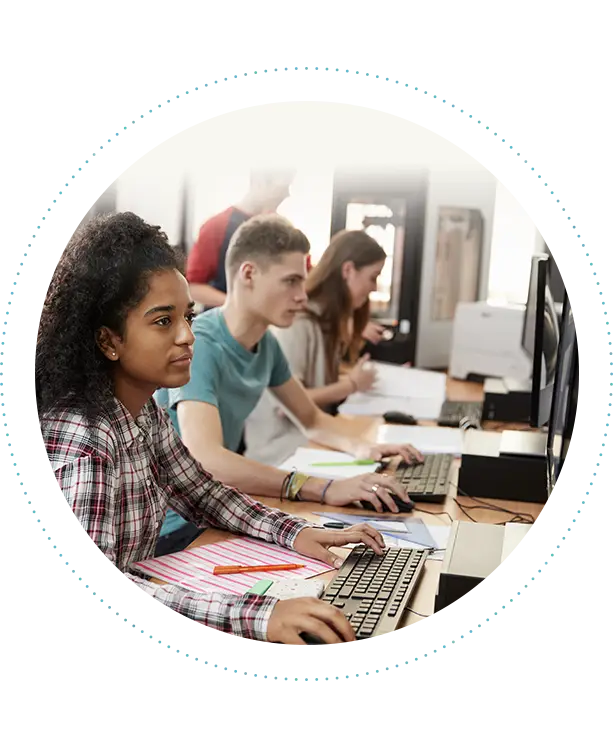 03-group-of-high-school-students-online-613x750.webp