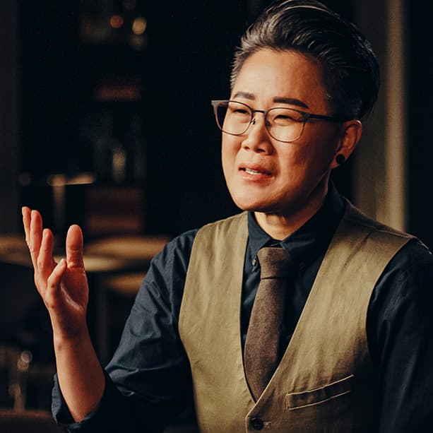 OutlierSavvas_BIZ_Feature_613x613 ProfComm.jpg