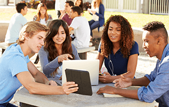 04-high-school-students-working-together-in-outside-studygroup-337x214.png