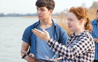 01-students-on-research-field-trip-337x214.png