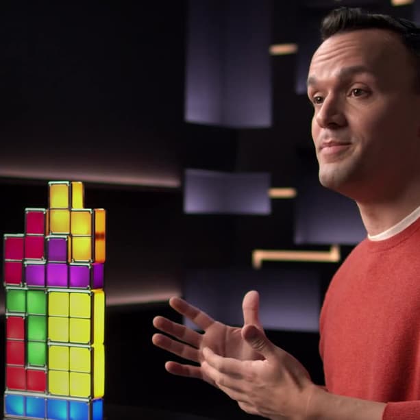 OutlierSavvas_BIZ_Feature_613x613 Biz.jpg