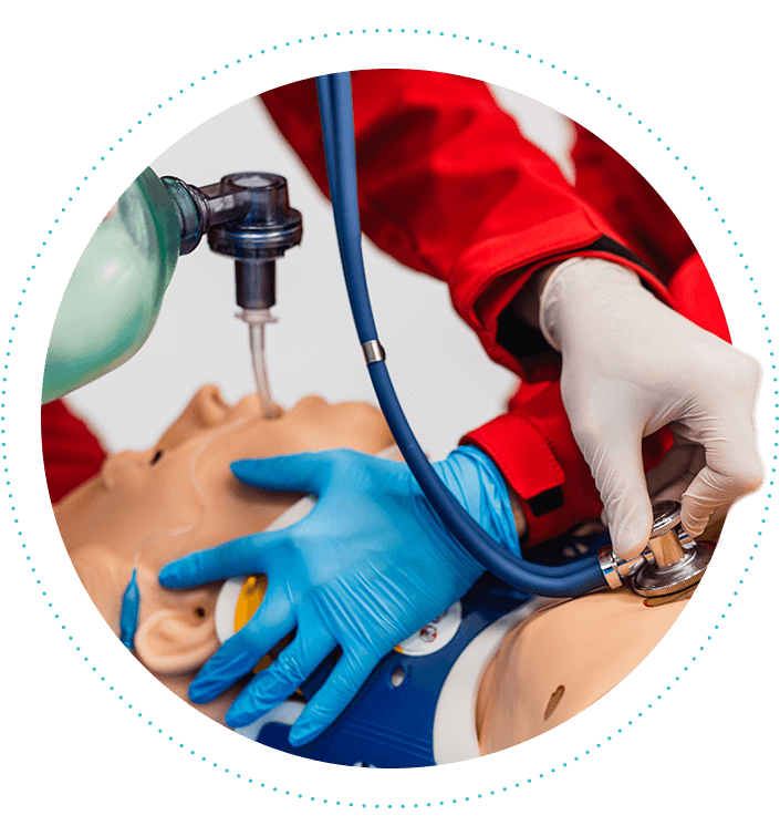 students-learning-how-to-rescue-patient-in-emergency-cpr-with-doll-705x755.png